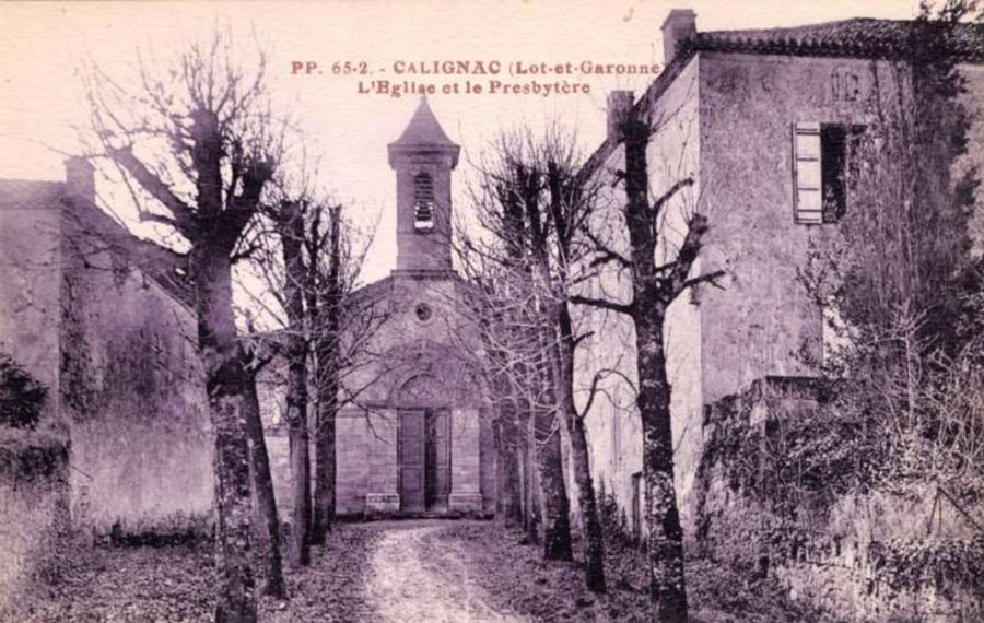 Une carte postale de l’église paroissiale au début du XXe siècle